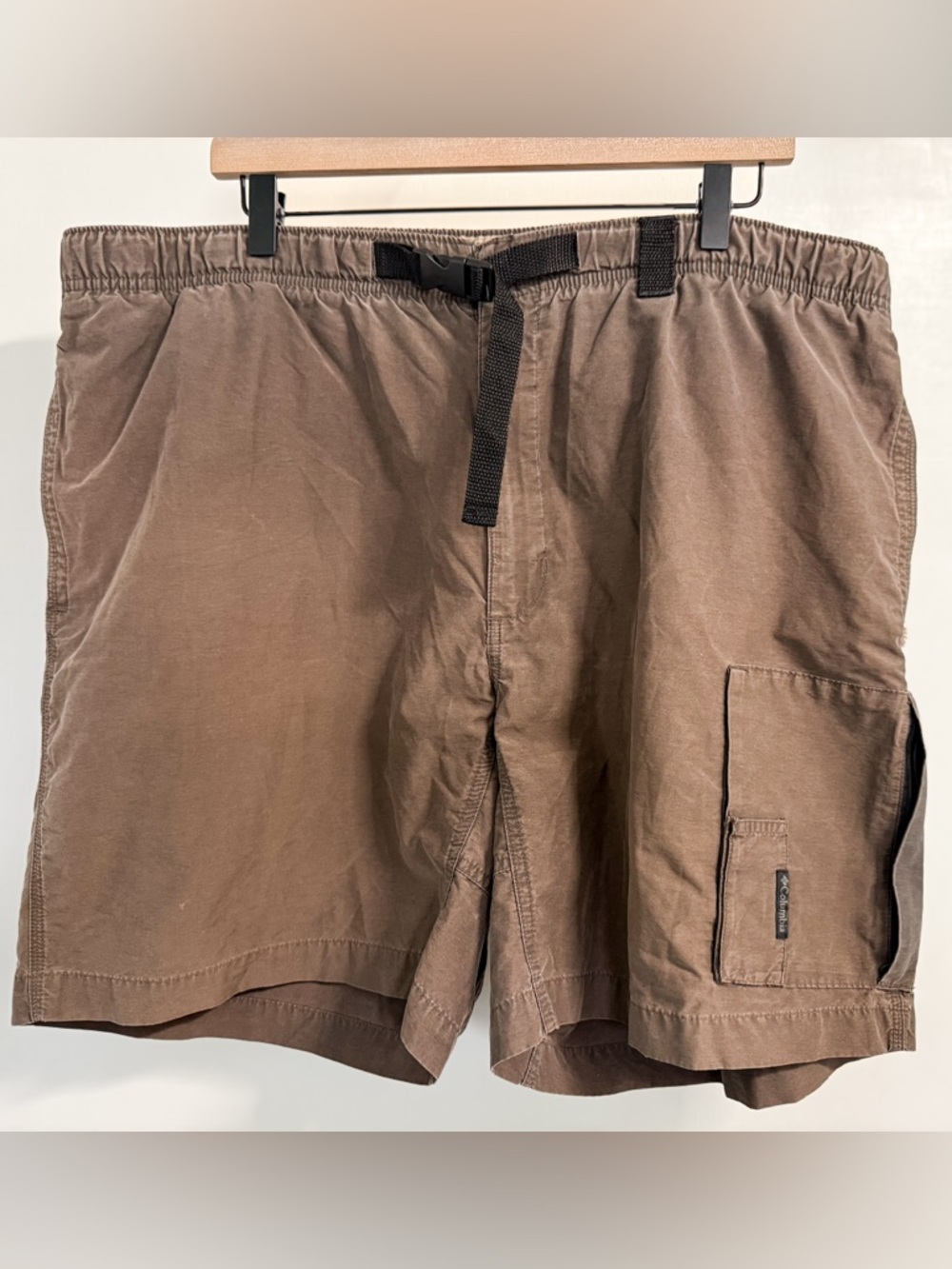 Columbia Men’s XL Lightweight Utility Cargo Shorts Cedar Brown Hiking Outdoor